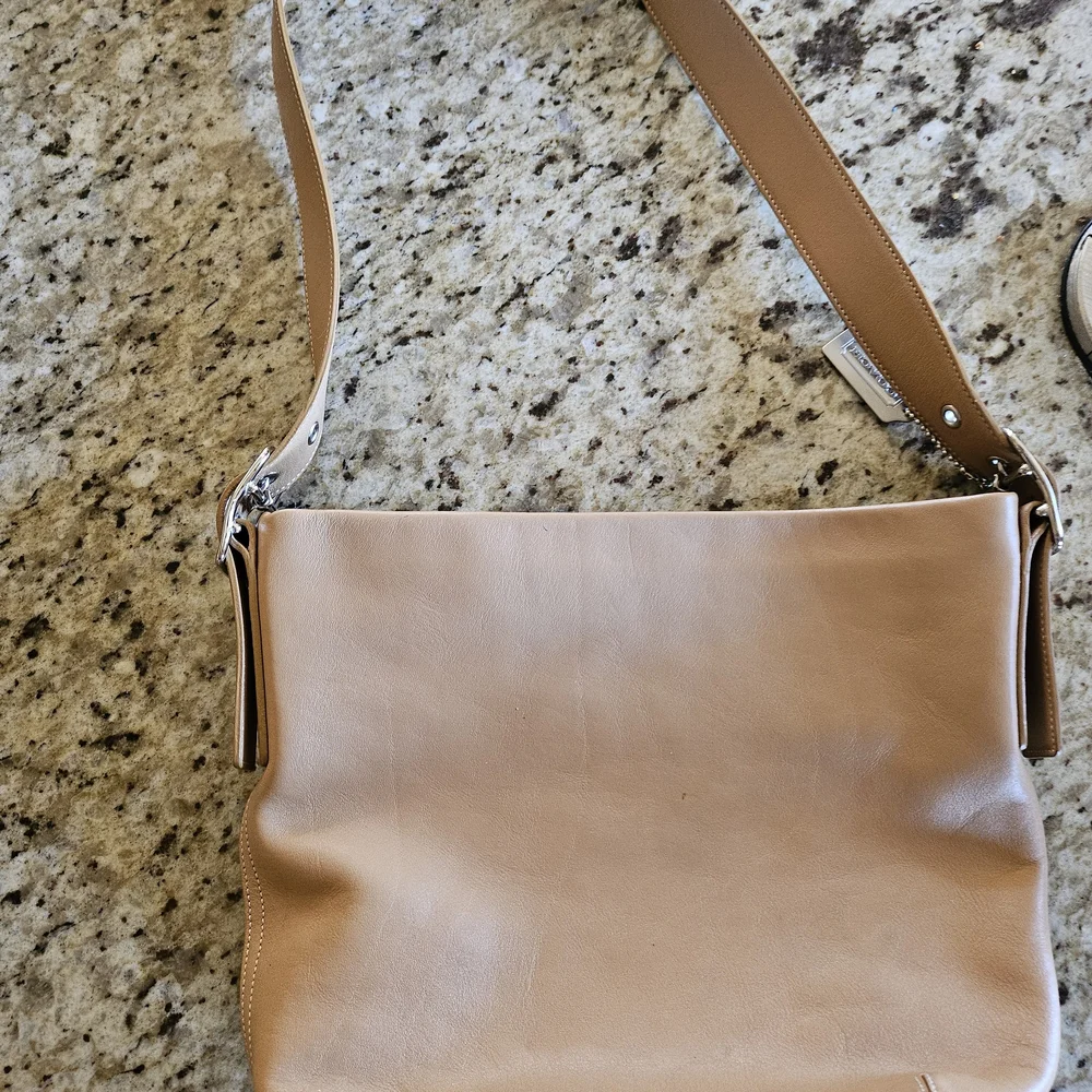 Coach 9186 Vintage Soho Legacy Bag - Picture 3 of 4